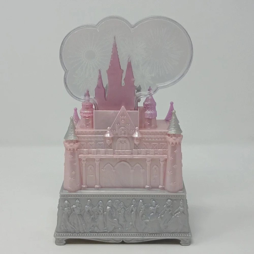 Disney Princess Wishes 100th Celebration Castle Light Up‎ Musical Jewelry Box